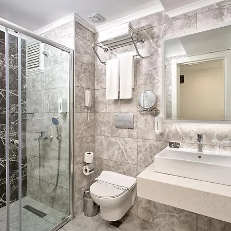 Grand Uysal & Appart hôtel 3*
