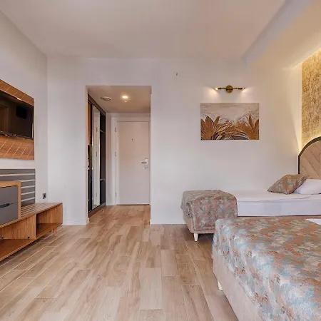 Grand Uysal & Hotel de apartamente 3*