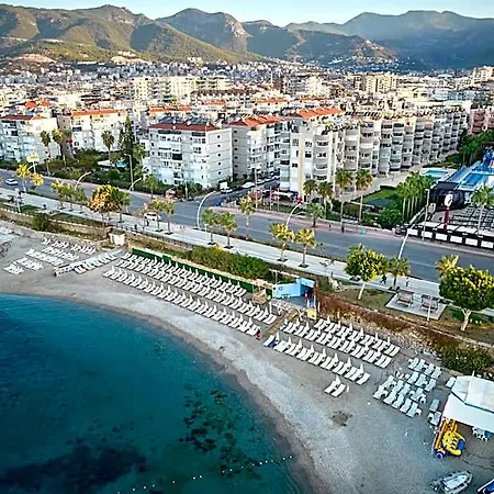 Ξενοδοχείο με διαμερίσματα Grand Uysal & 3*