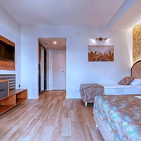 Aparthotel Grand Uysal & 3*