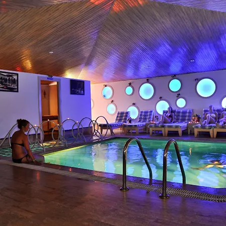 Hotel apartamentowy Grand Uysal & 2*