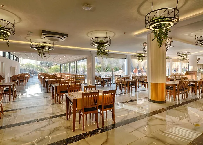 Aparthotel Grand Uysal &