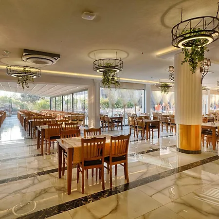 Hotel de apartamente Grand Uysal &